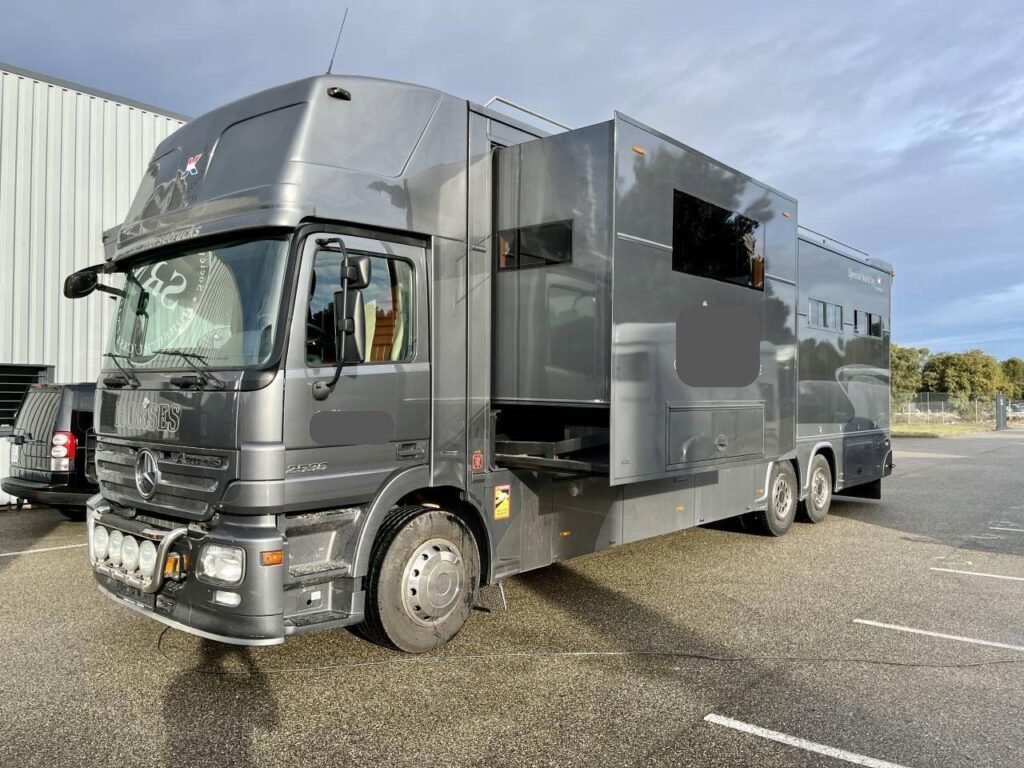 PL Mercedes Actros JKL – 5 Chevaux