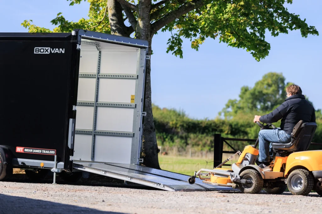 BOX VAN 4519-30-2-12 - Photo 14