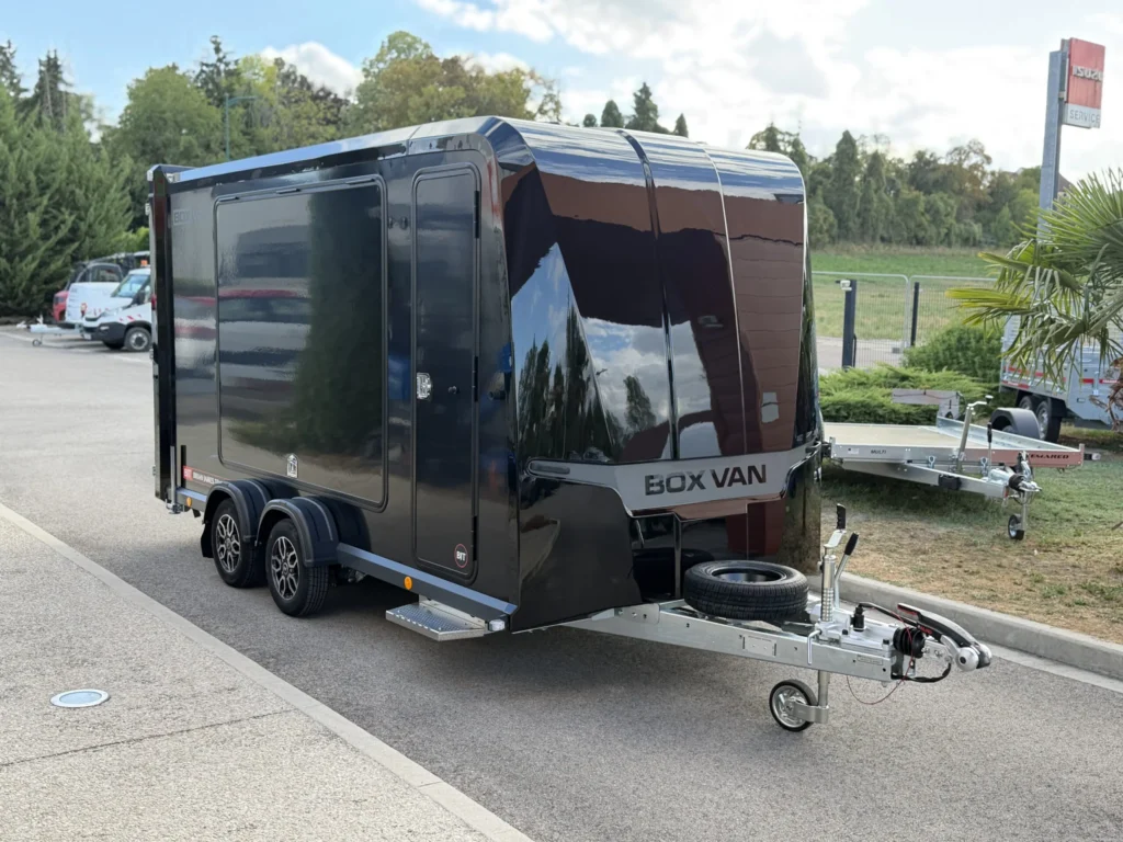 BOX VAN 4519-30-2-12 - Photo 50