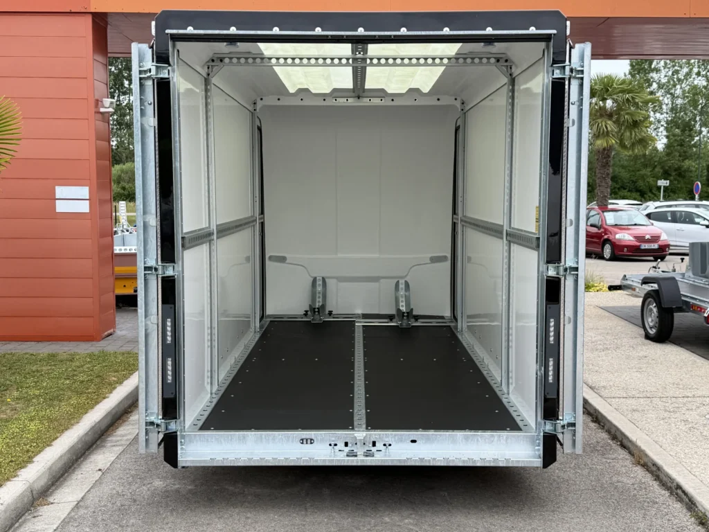 BOX VAN 3016-27-2-12 - Photo 11