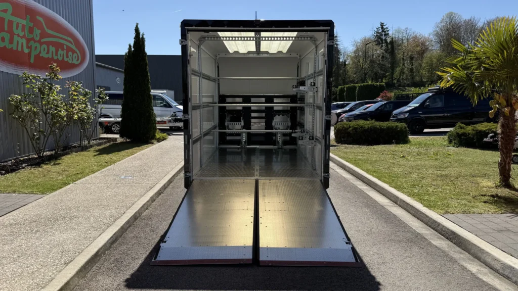 BOX VAN 4519-30-2-12 - Photo 19