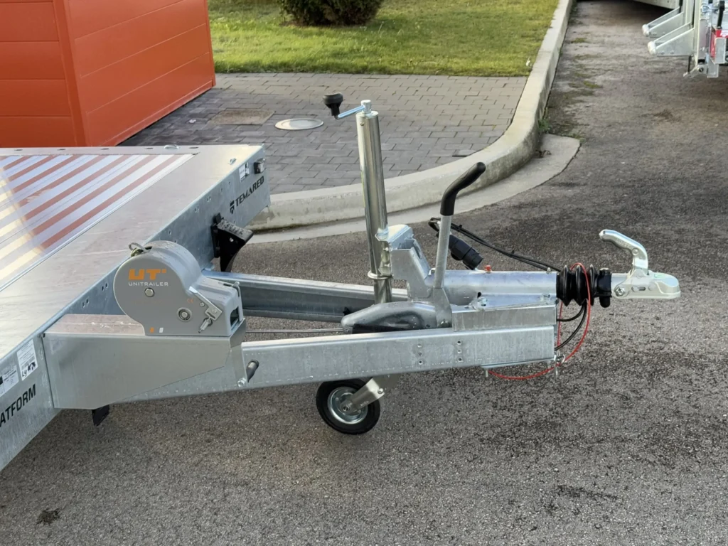 CARPLATFORM 4521/2 treuil Knott – 2700 KG - Photo 10
