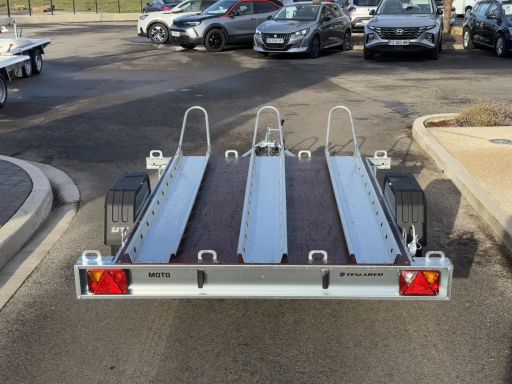 MOTO 3 PREMIUM – 750 kg