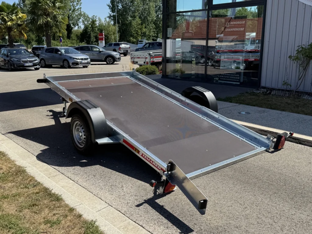 MULTITRANSPORTER 3318 freinée – 1300 kg - Photo 9
