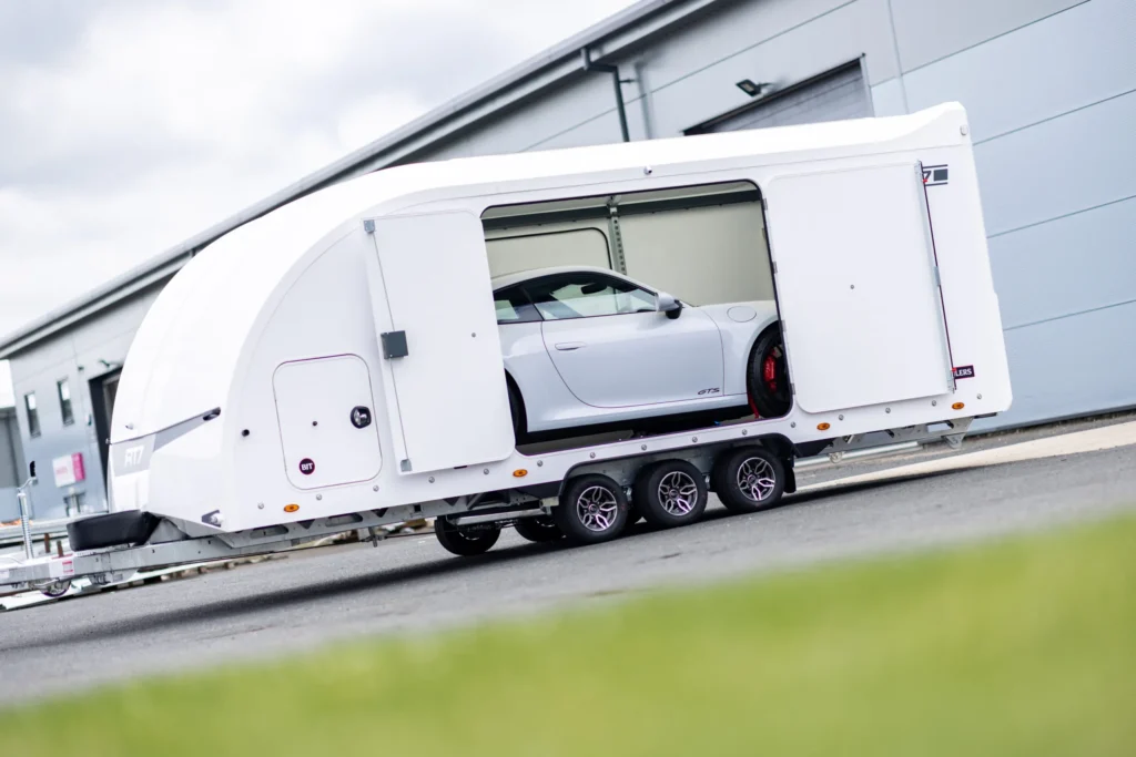 Race Transporter 7 – Porte voiture confidentiel 3500kg