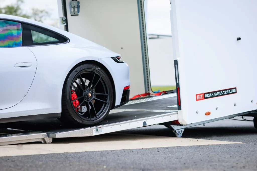 Race Transporter 7 – Porte voiture confidentiel 3500kg - Photo 7