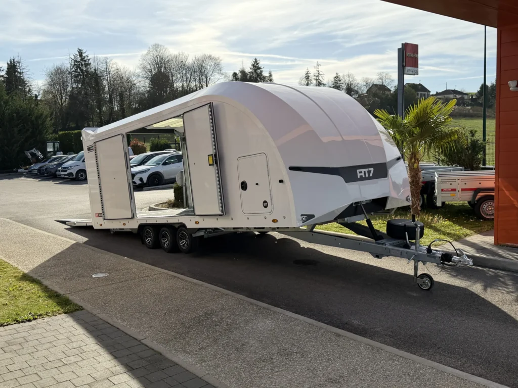 Race Transporter 7 – Porte voiture confidentiel 3500kg