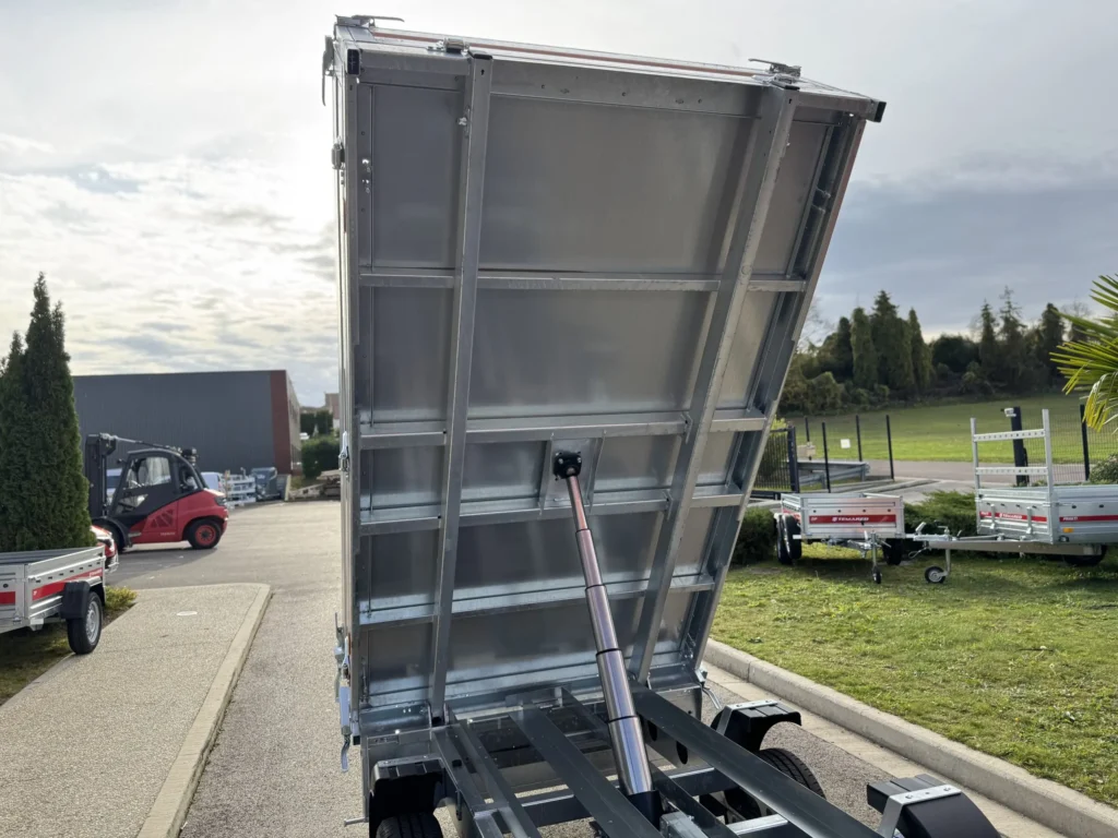 TIPPER Benne électrique 2515/2 – 2000 kg - Photo 20